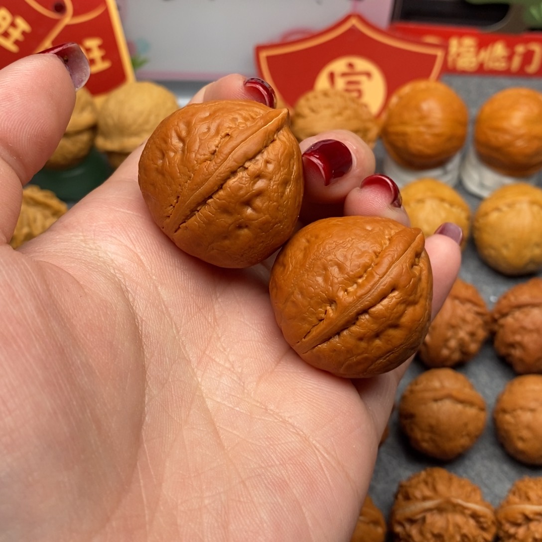 文玩核桃把件观音肚