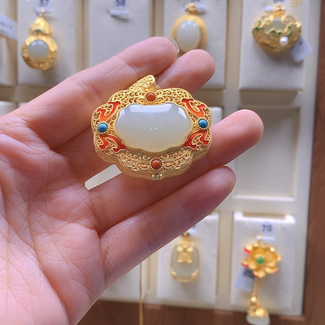 和田玉颈饰银S925镶嵌