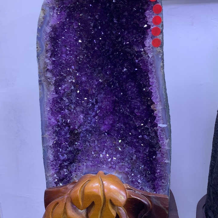 织绣巴西紫水晶摆件