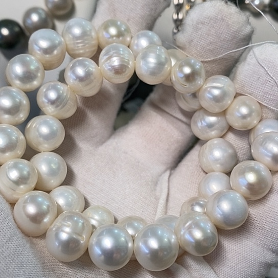 淡水珍珠颈饰未镶嵌