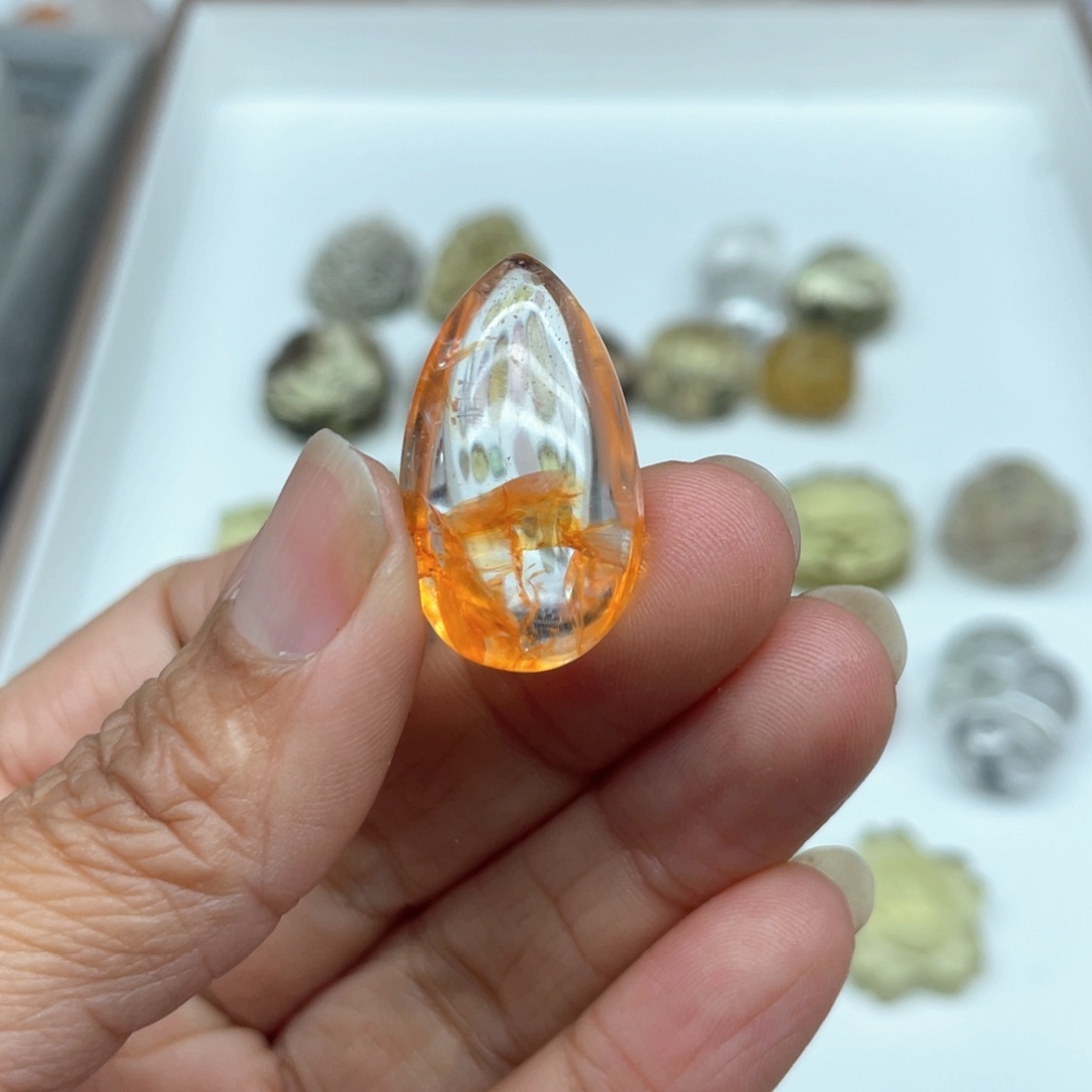 水晶吊坠(不含链)未镶嵌