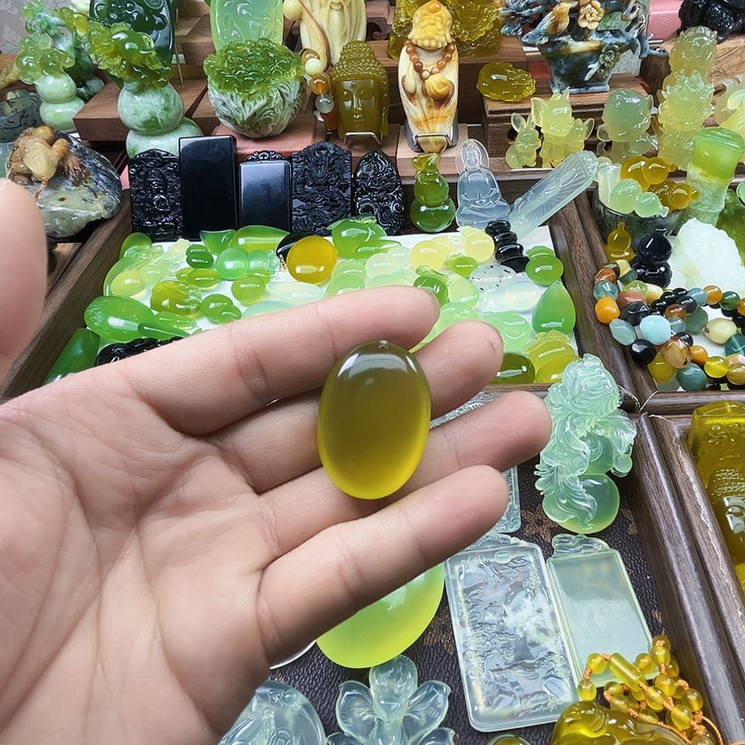 婆***粉岫玉未镶嵌吊坠(不含链)