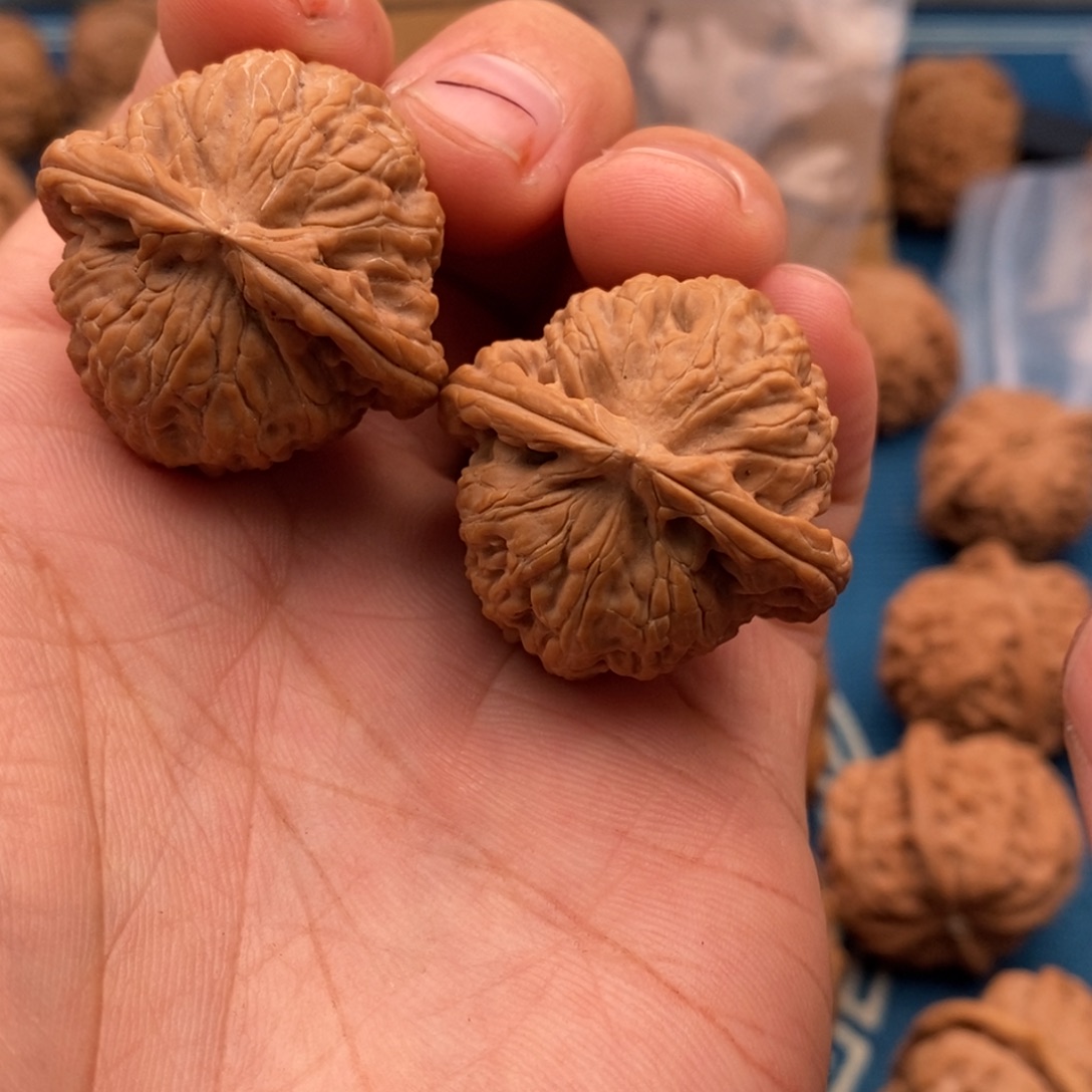 董***者吊坠文玩核桃小精品