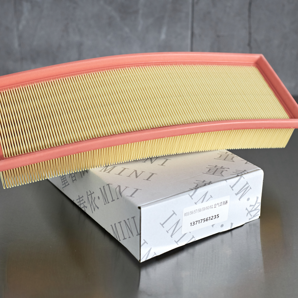 R系空气滤 专车专用原厂设计，尺寸与密封胶垫严丝合缝，无漏风隐患