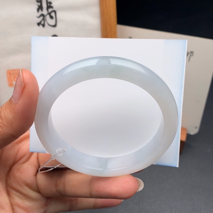 翡翠手镯未镶嵌翡翠手镯57+