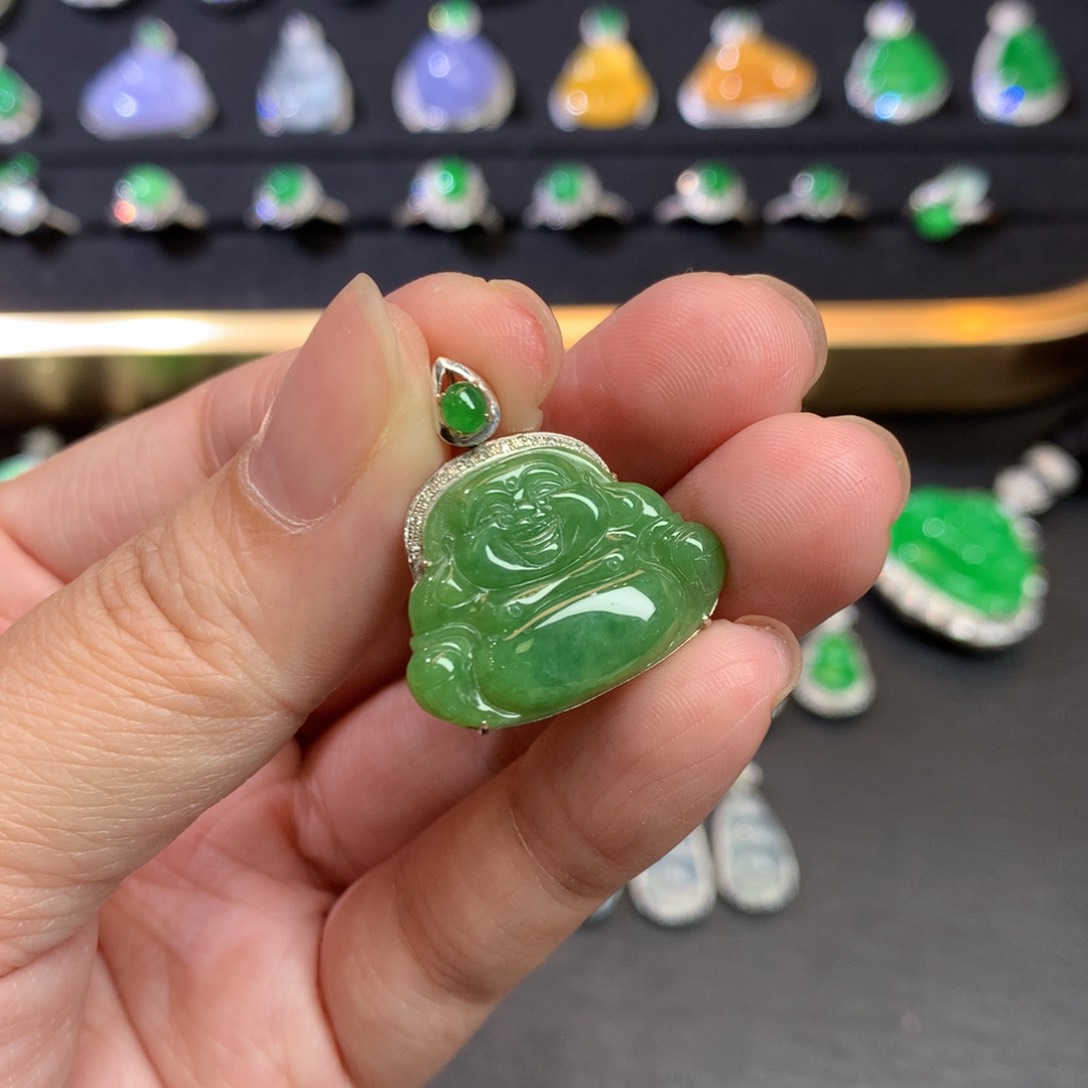 翡翠吊坠(不含链)18K金镶嵌
