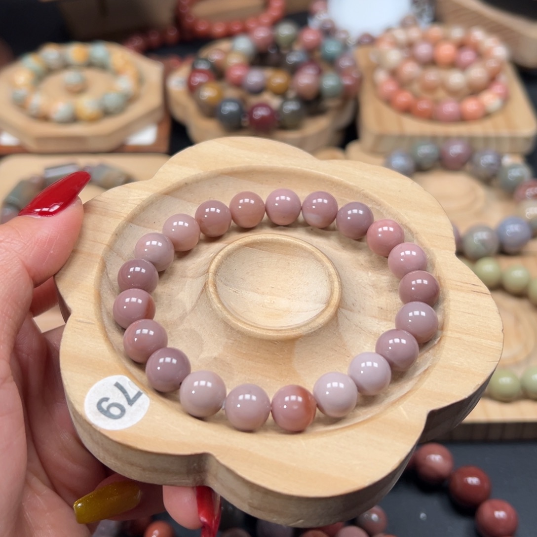 彩***鱼石英质玉未镶嵌手链88