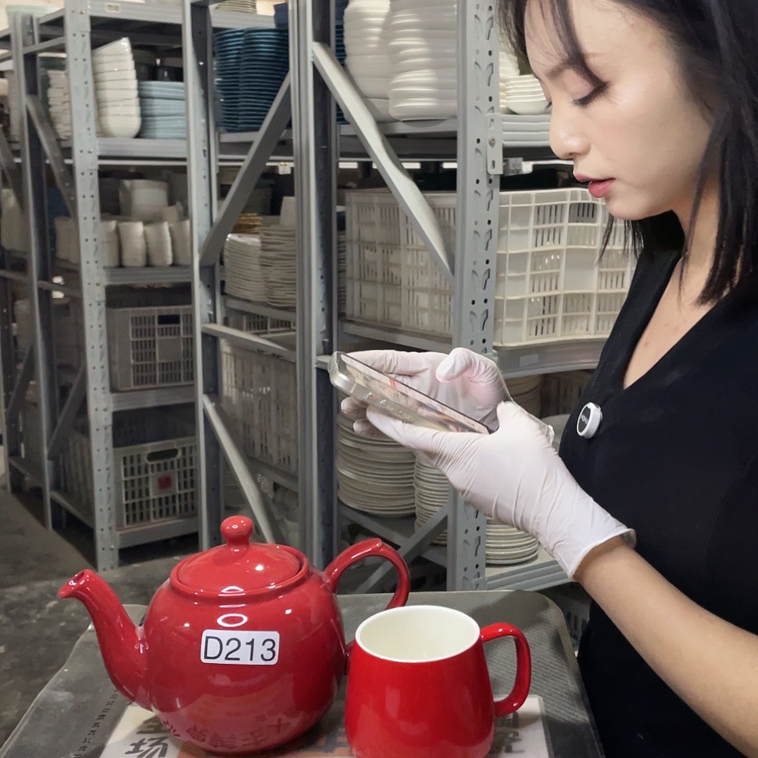 瓷片213             1壶2杯