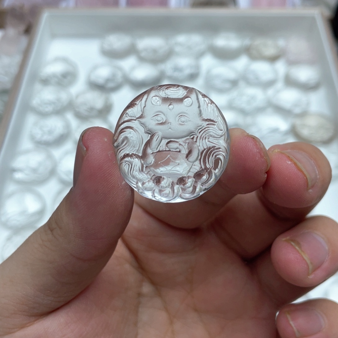 未镶嵌吊坠(不含链)水晶