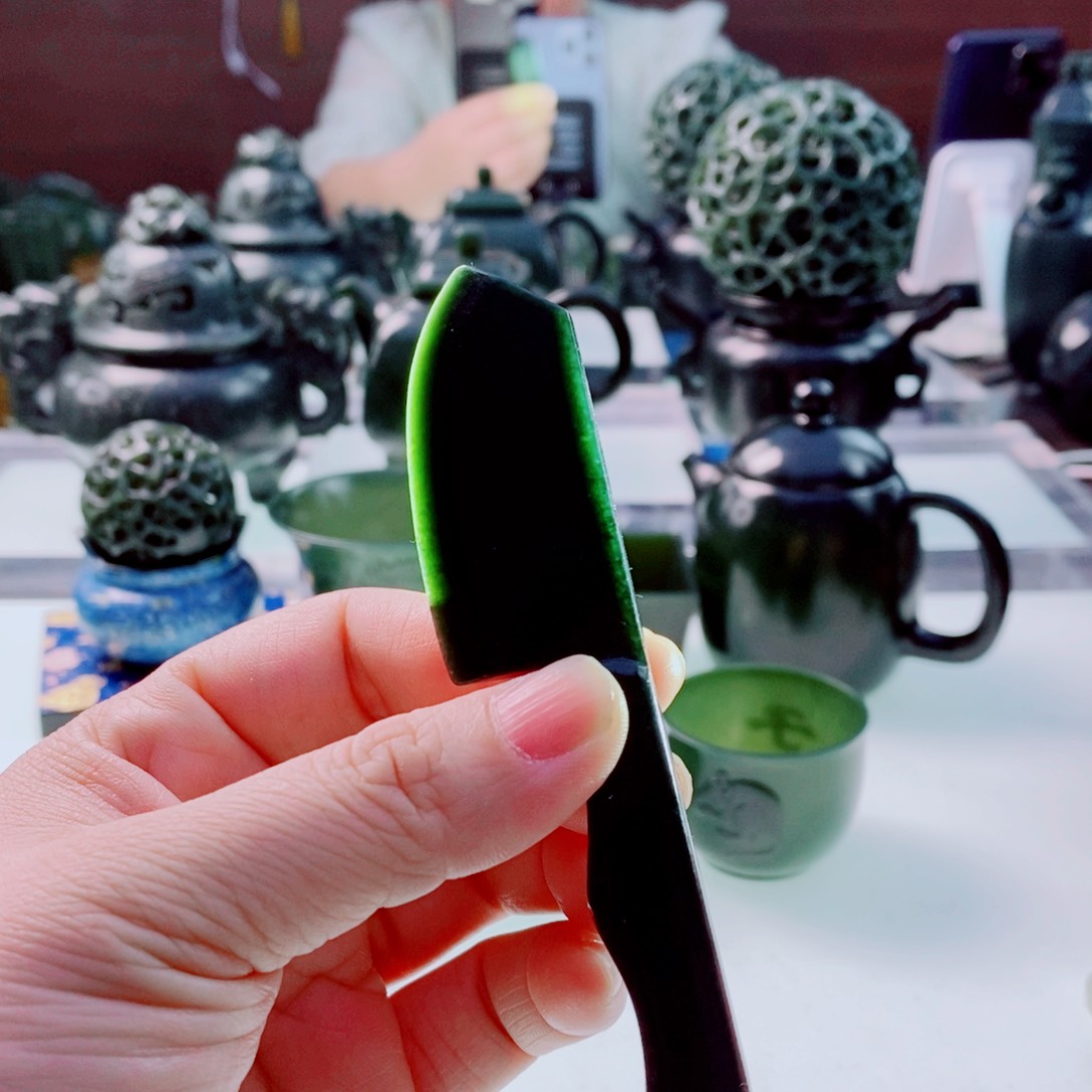 和田玉（青玉）未镶嵌摆件微瑕