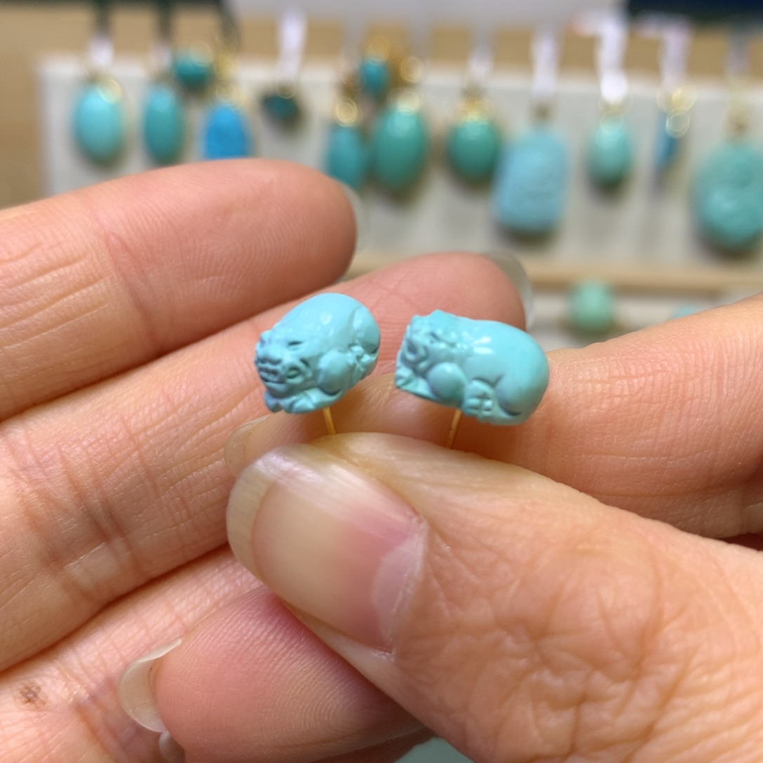 绿松石耳饰18K金镶嵌