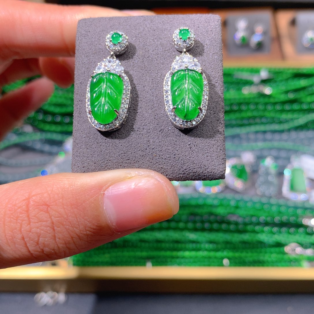 翡翠手链未镶嵌天然翡翠