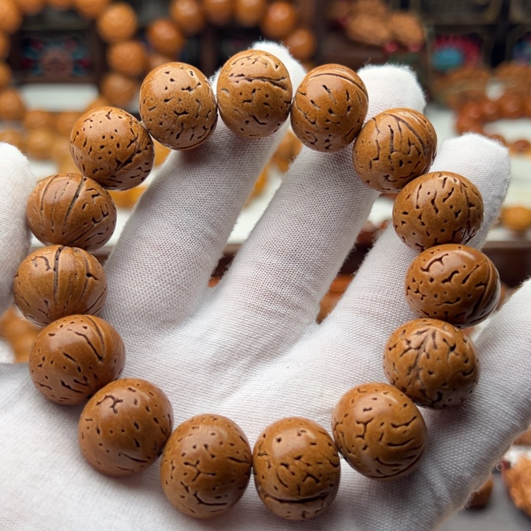 桃木桃核纯手工制作工艺品