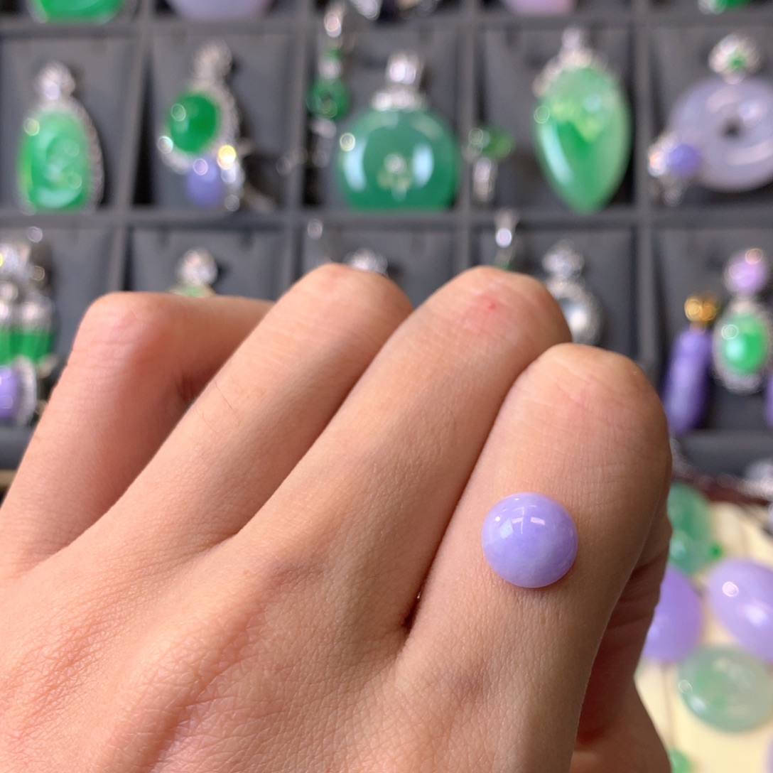 翡翠颈饰未镶嵌裸石