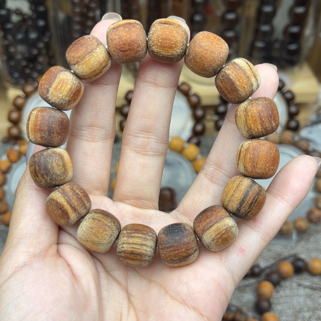 贡木印尼13/14血珀妖花