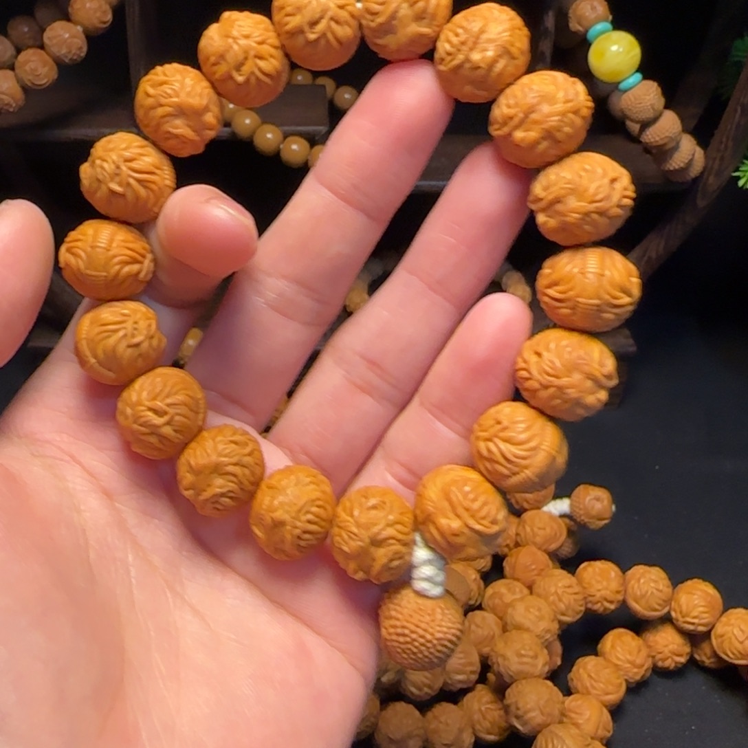 宽***福吊坠猴头核桃猴头