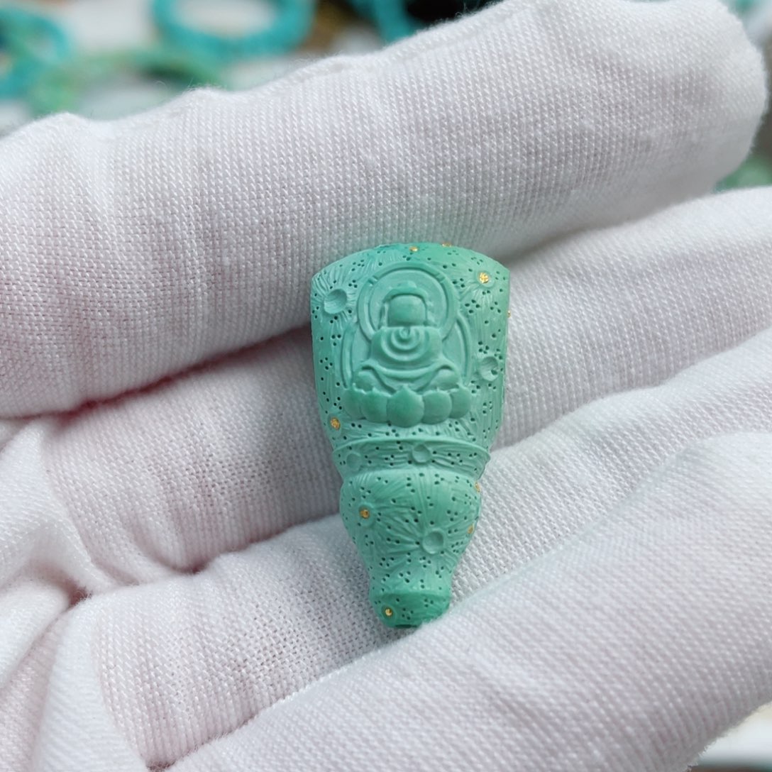 未镶嵌绿松石珠宝奇石