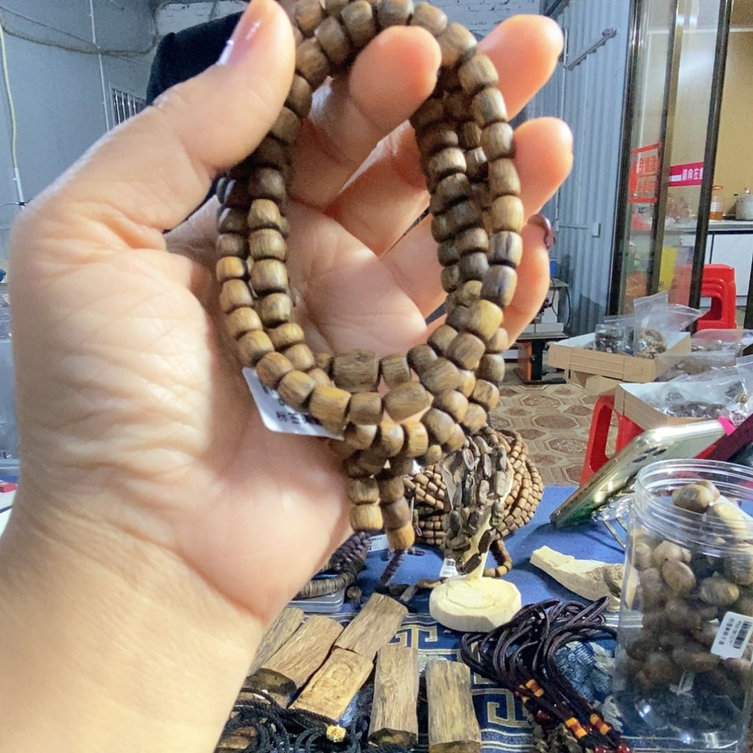 沉香手串棋楠桶珠长串0.6/17克+多样性发一