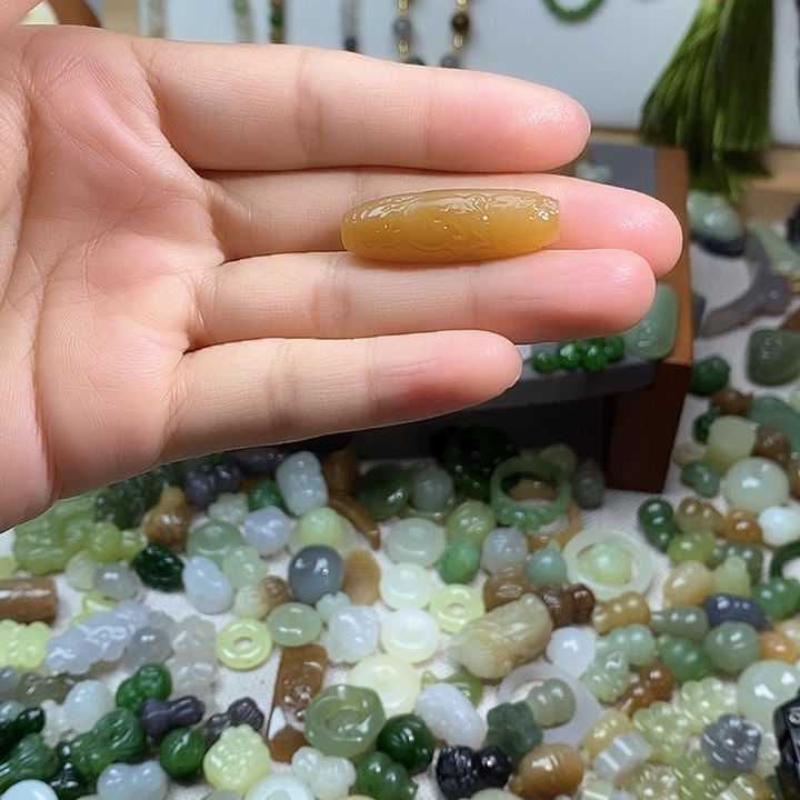 未镶嵌和田玉挂件