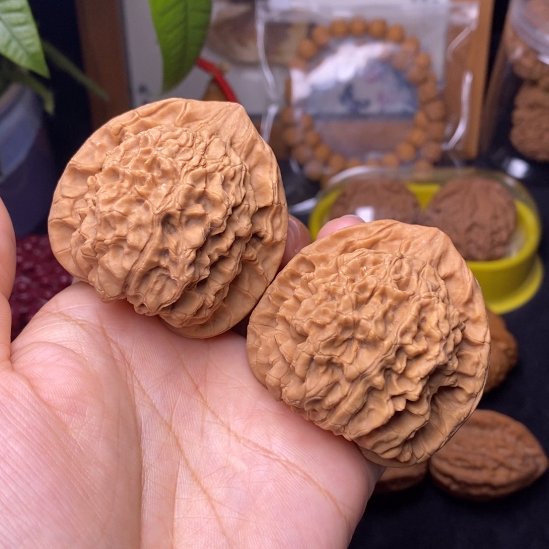 文玩核桃把件48官帽