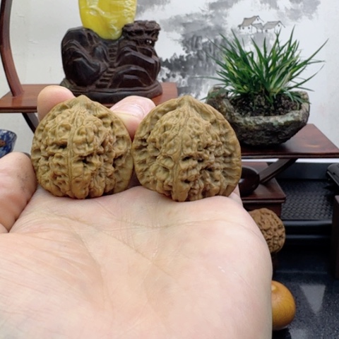 文玩核桃吊坠南将石