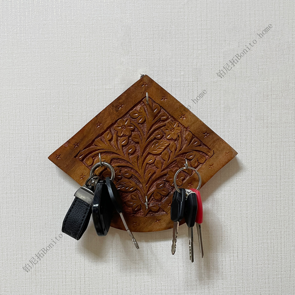 铂尼拓巴基斯坦阔叶黄檀雕花燕尾花钥匙挂钩PWKH001