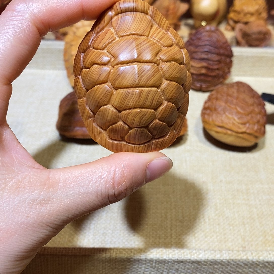 木陈*云崖柏手把件，富甲