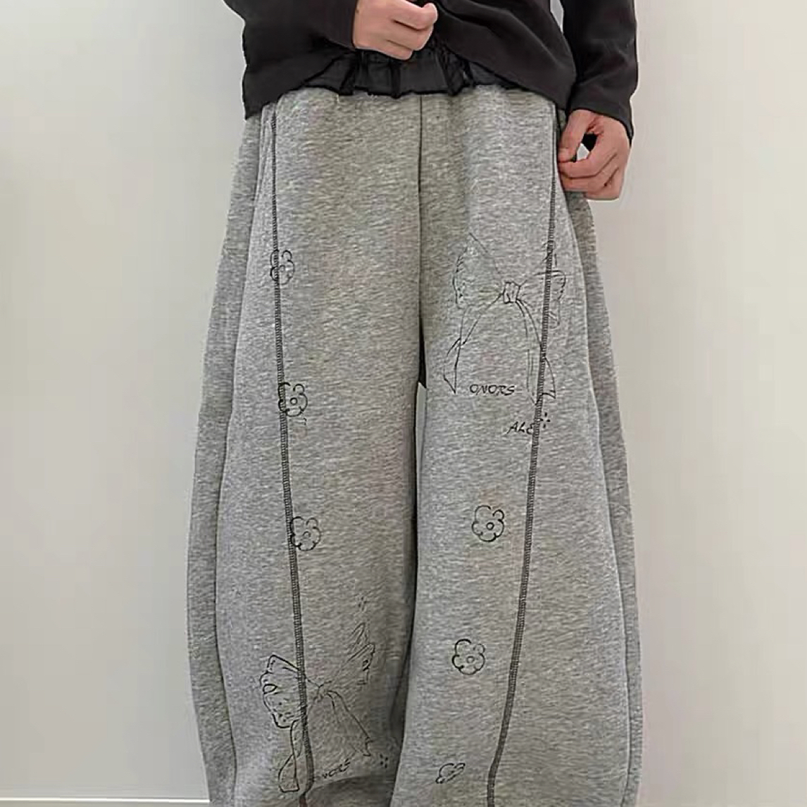 女童休闲运动裤子秋季儿童直筒裤休闲裤洋气2025新款中大童卫裤