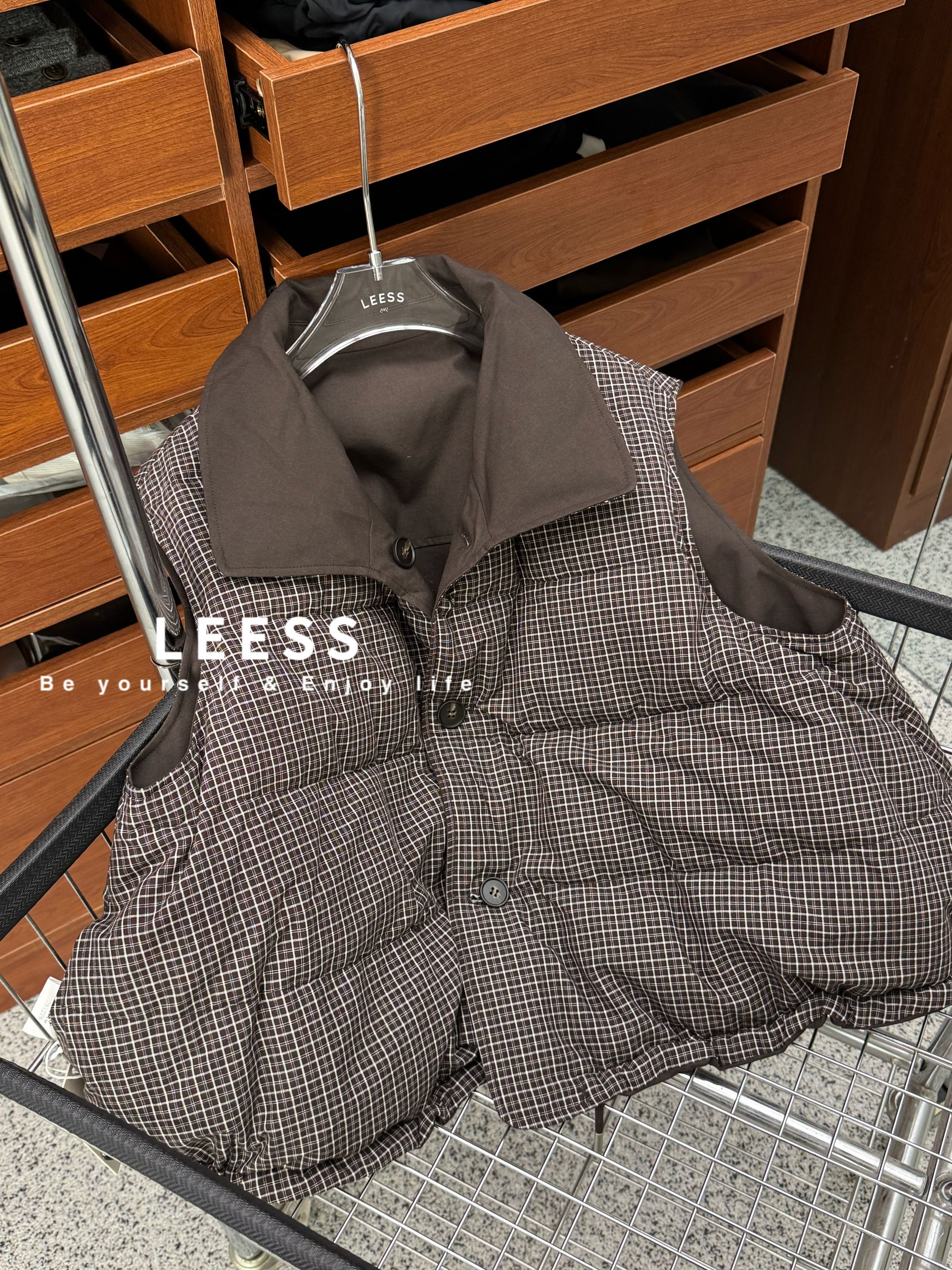 LEESS.赛两面穿格子羽绒马甲（no退，支持换款换码）