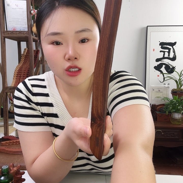 红贵宝大游轮瑕疵