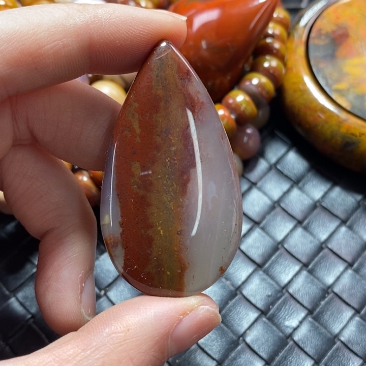 玛瑙/玉髓吊坠未镶嵌