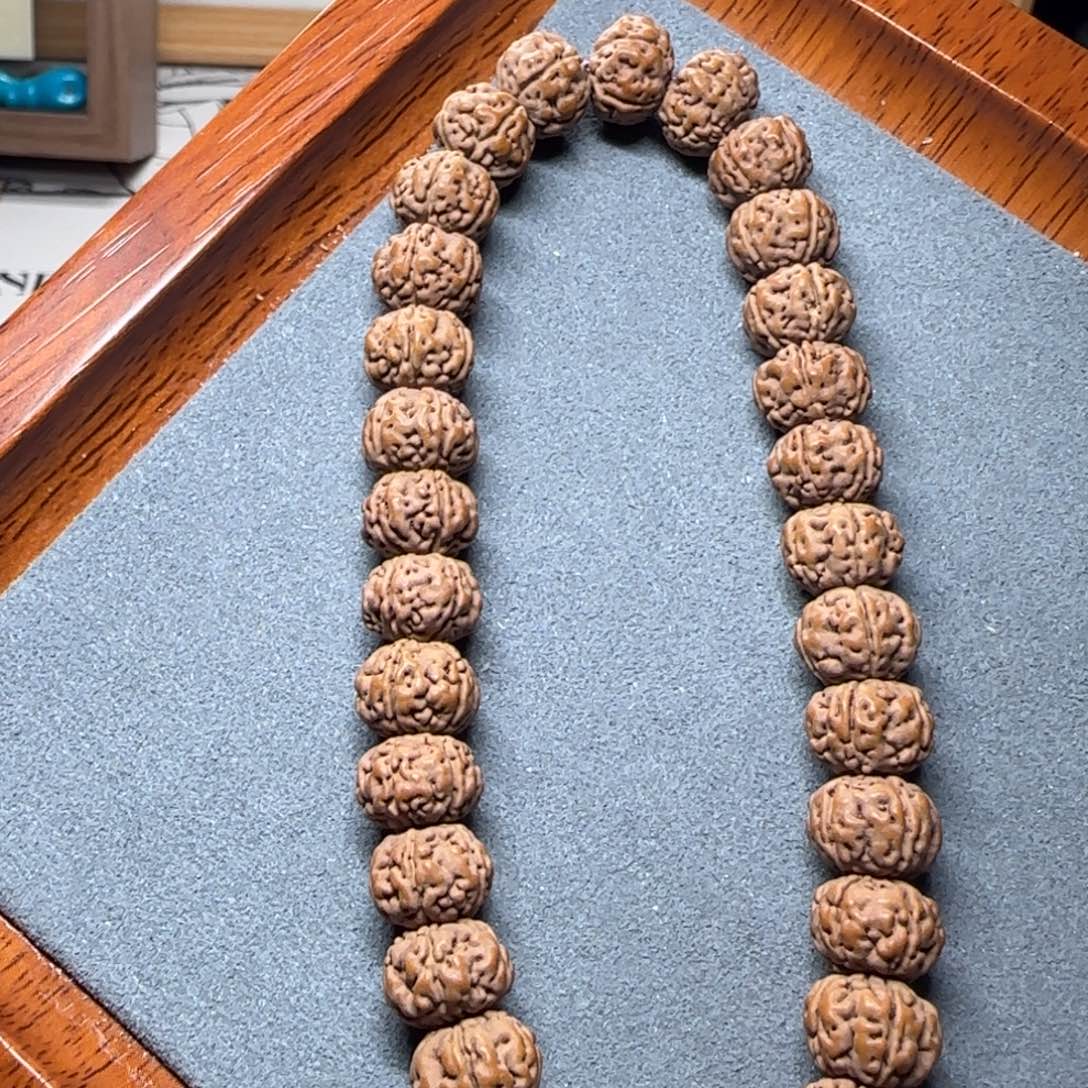 金刚菩提吊坠站****人老树王 一类款 漏价1.0mm