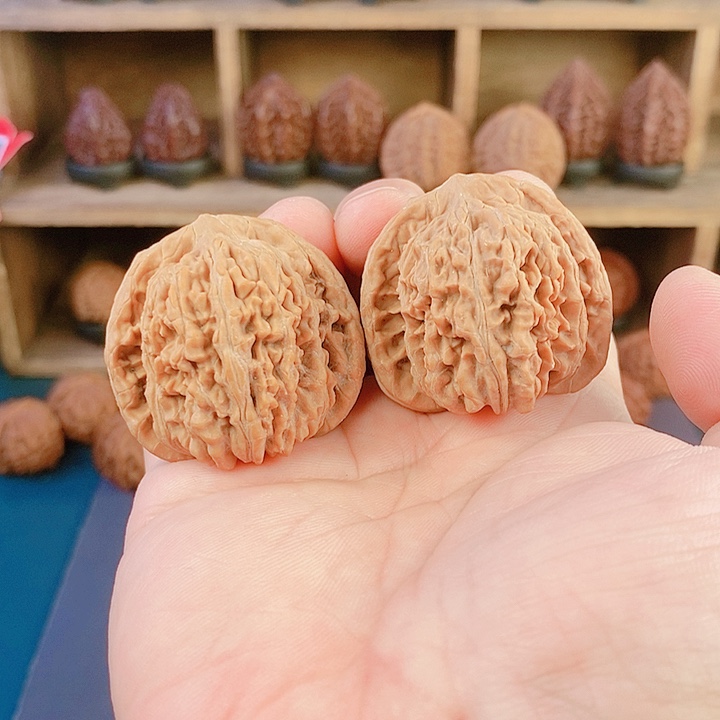 文玩核桃吊坠025平谷楼