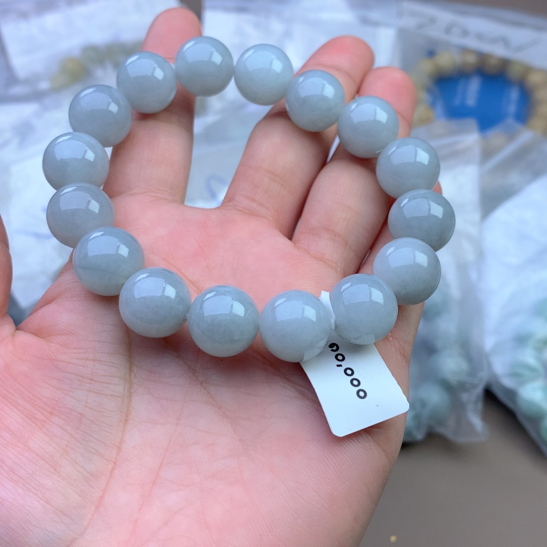 未镶嵌手串定制翡翠