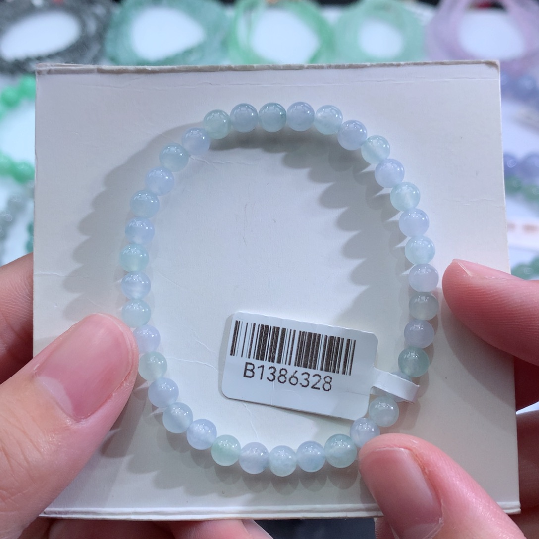 翡翠手链未镶嵌天然