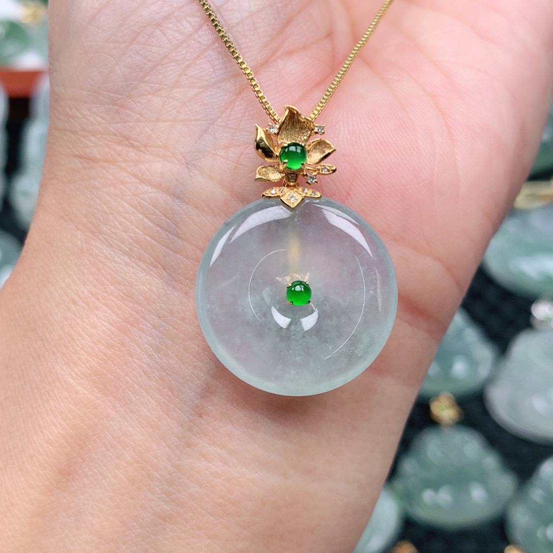 翡翠吊坠(不含链)18K金镶嵌