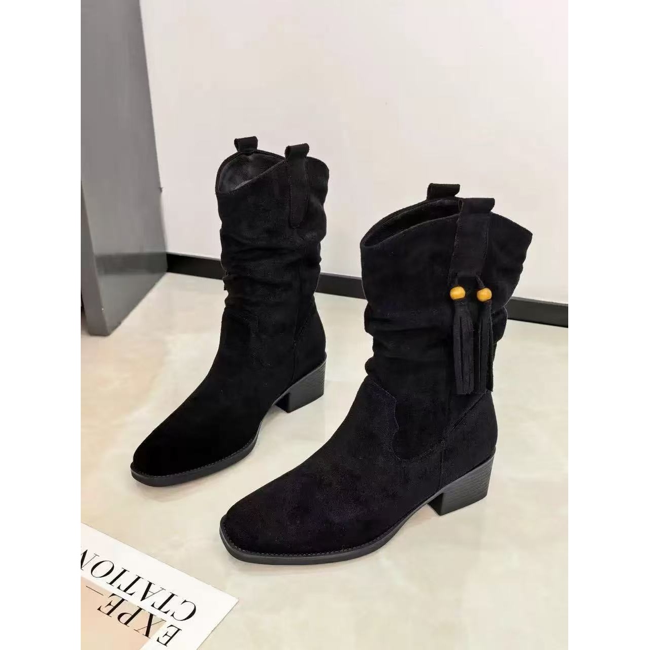厚底时装靴女新款复古显瘦套筒马丁靴短靴8611-1（不加绒）