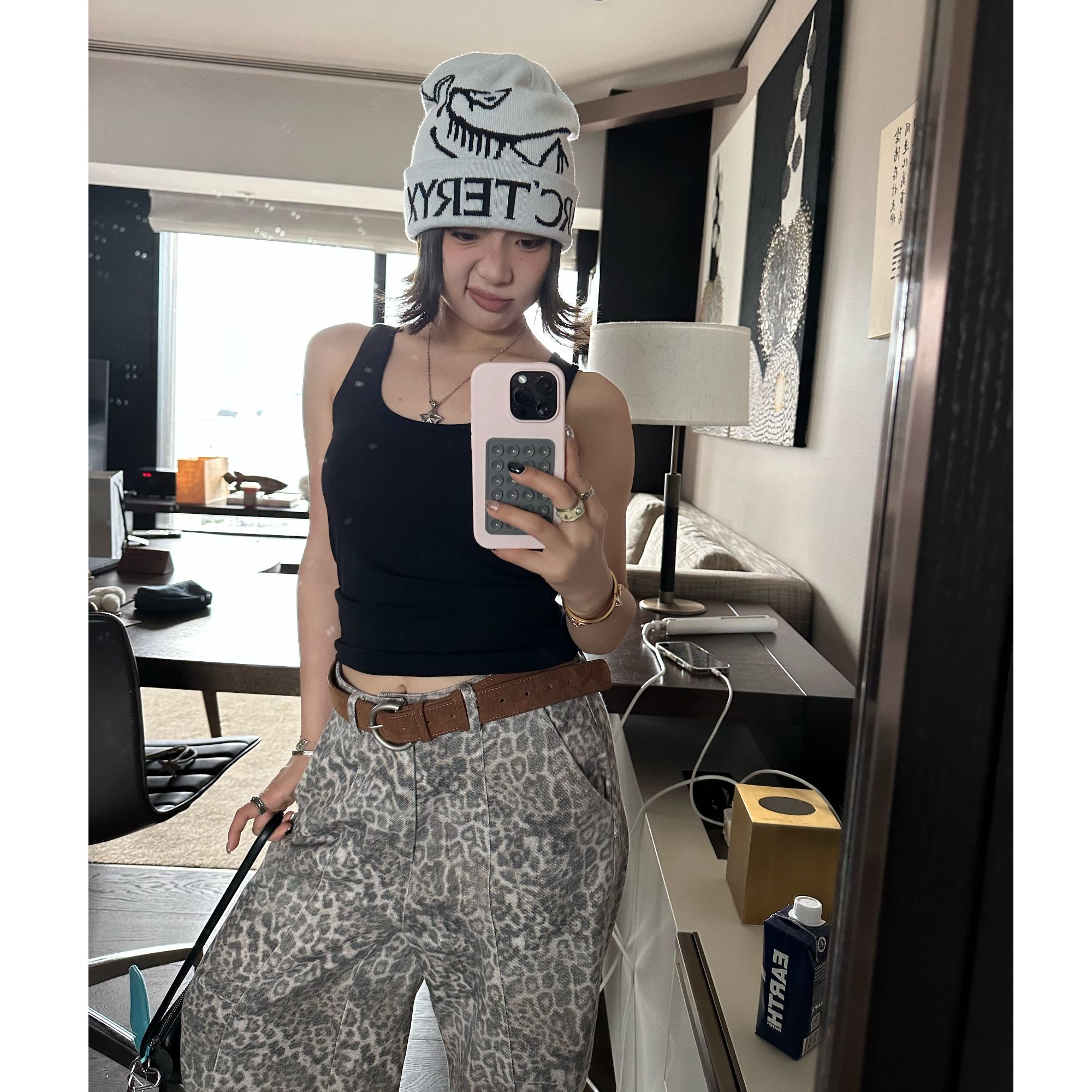 Our2【金牌内搭背心】短款百搭通勤背心【B7863】