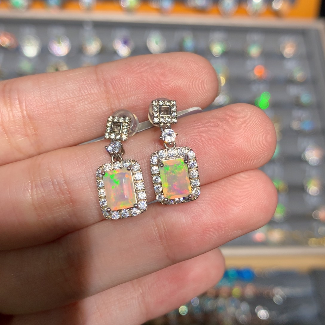 银S925镶嵌欧泊欧泊耳饰y