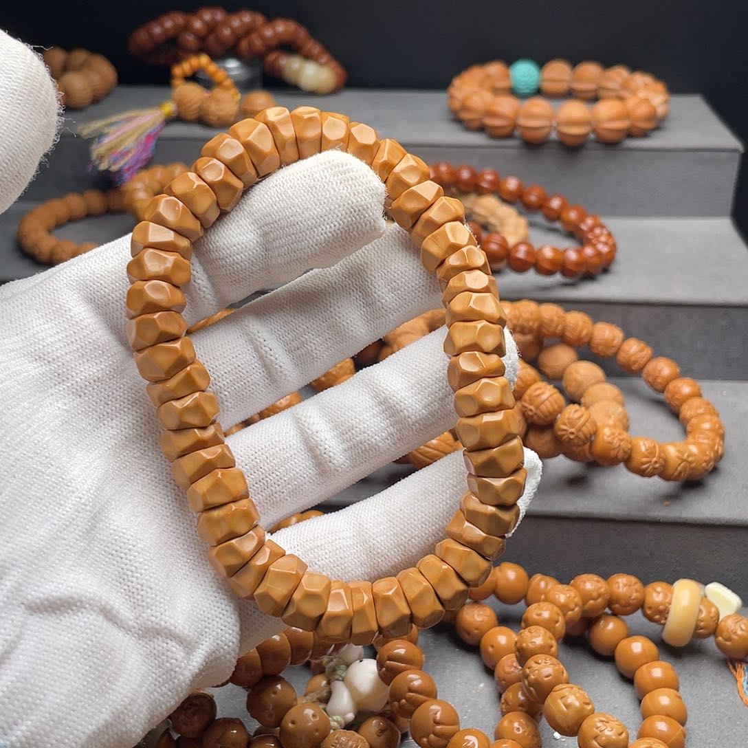 猴头核桃吊坠想****这大肠