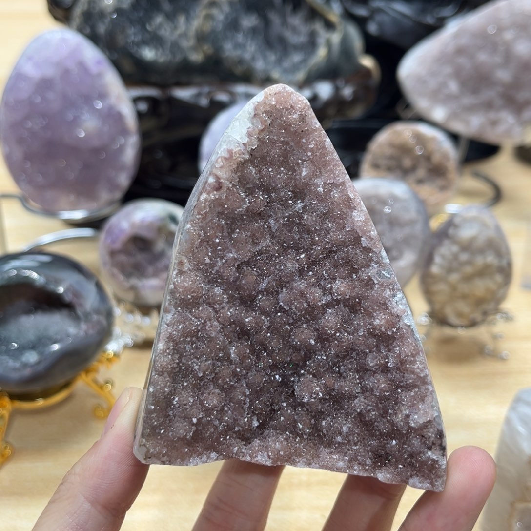 未镶嵌水晶大型摆件（非配饰）