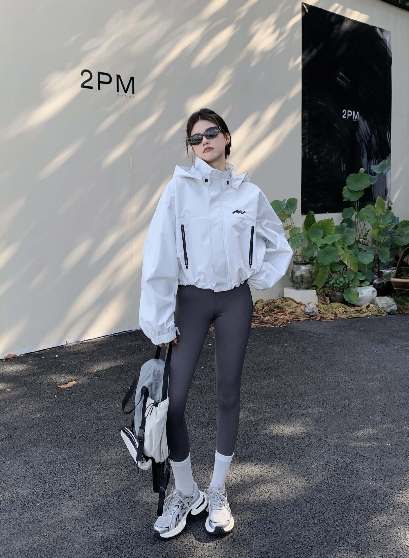 11AN十三行秋季口袋防风防水三合一登山服女短款户外运动冲锋衣