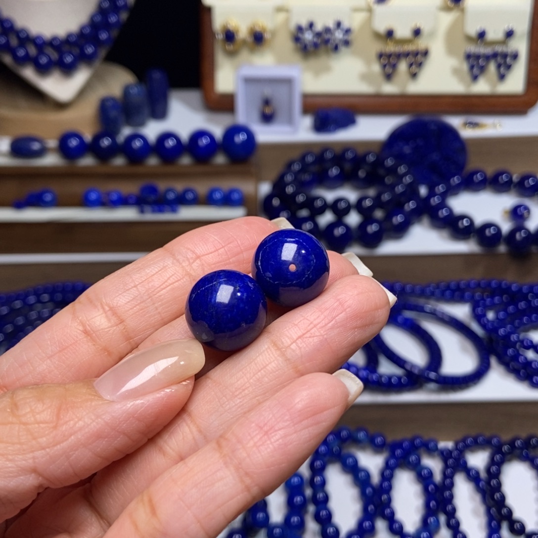 青金石未镶嵌14mm+微瑕对珠