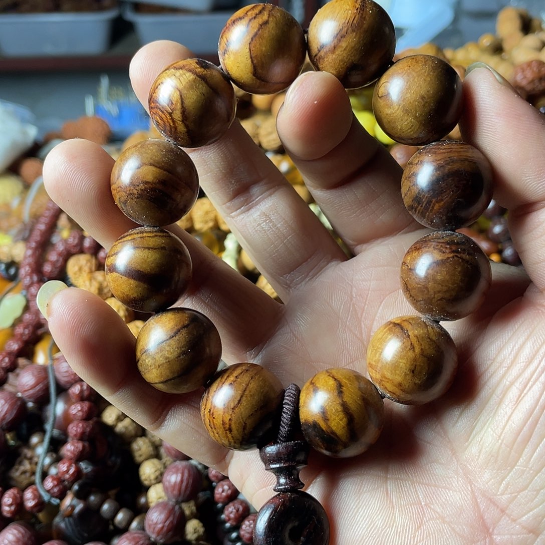 F***M吊坠猴头核桃黄花