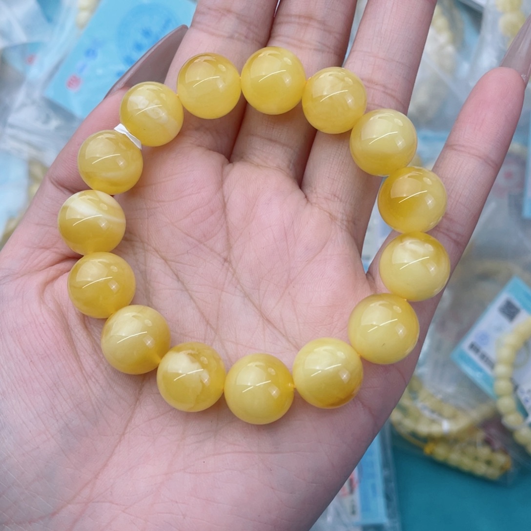 蜜蜡裸石未镶嵌蜜蜡72