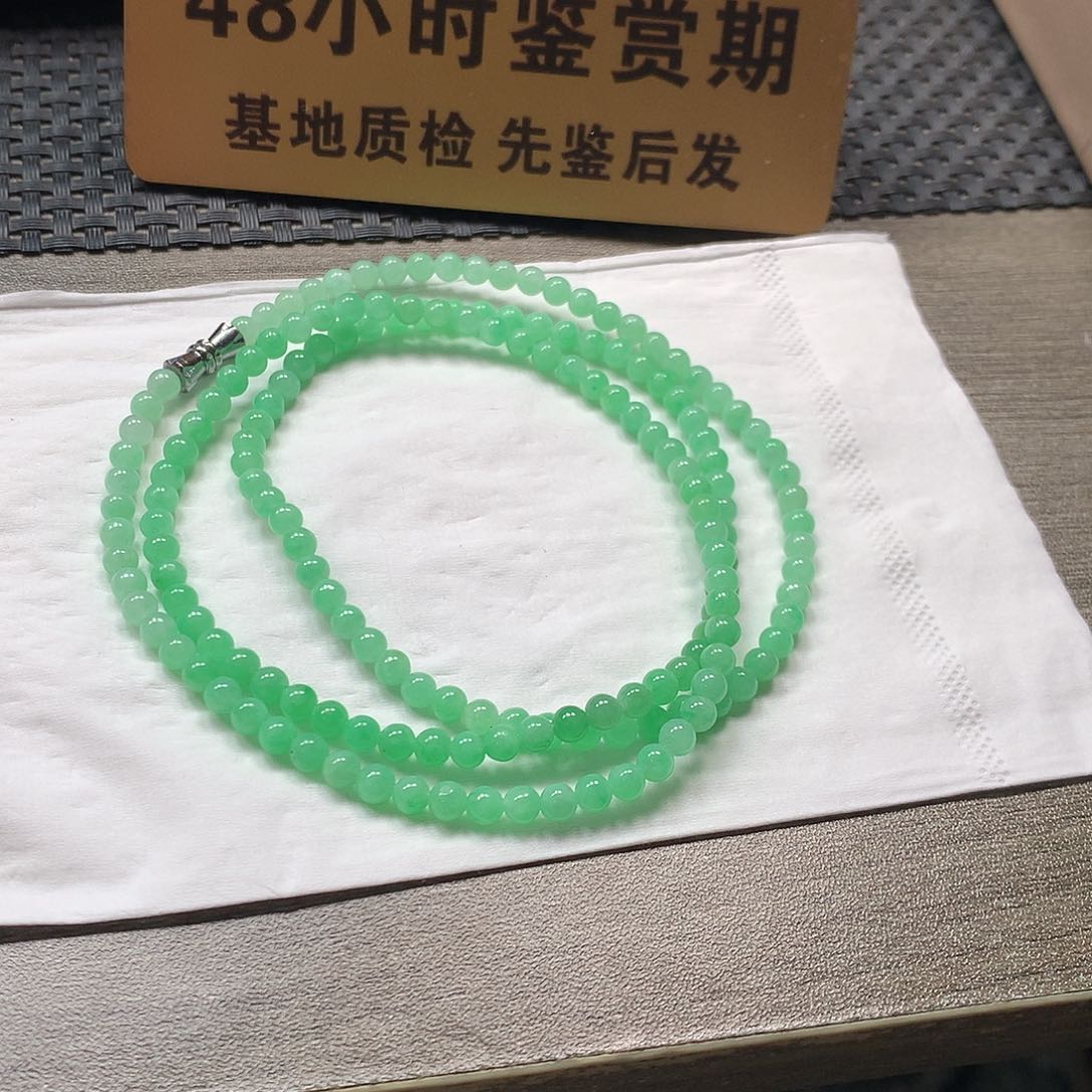 颈饰未镶嵌翡翠七*卡4