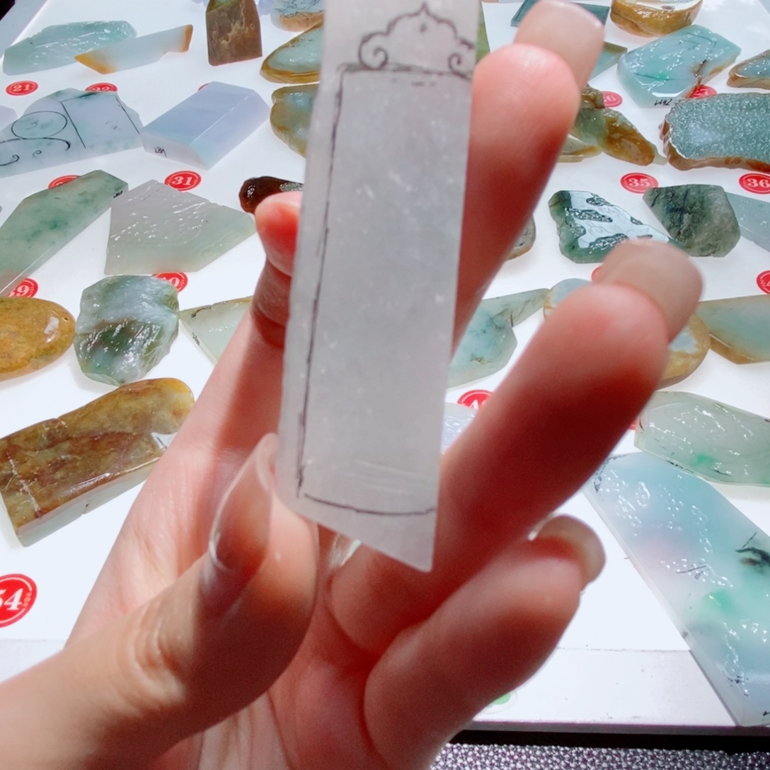 定制翡翠未镶嵌送工