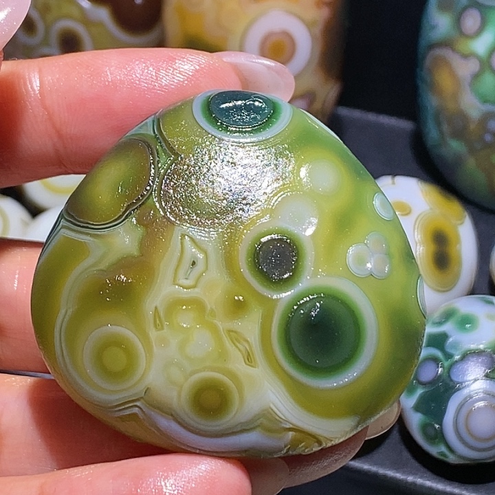 玛瑙/玉髓未镶嵌珠宝奇石97