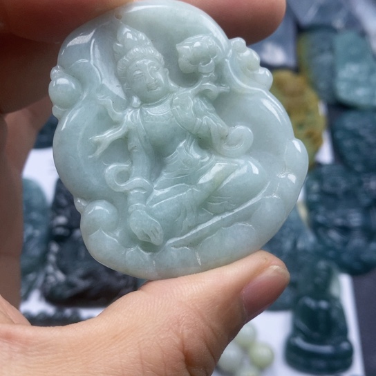 颈饰未镶嵌翡翠翡翠