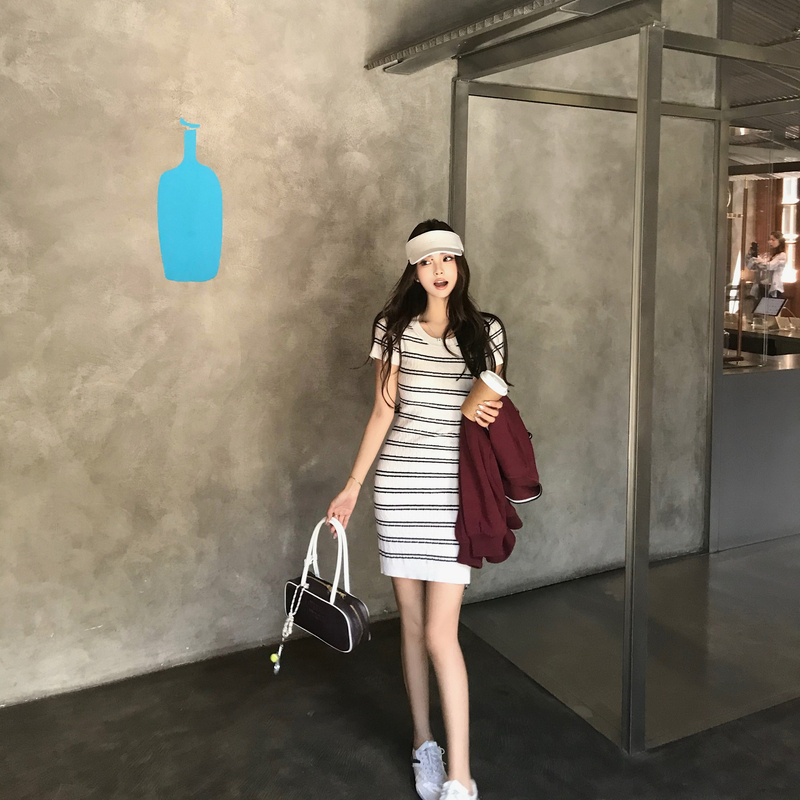 "航海系"48支扬子纱/100羊毛 韩漫身材显瘦条纹包臀连衣裙